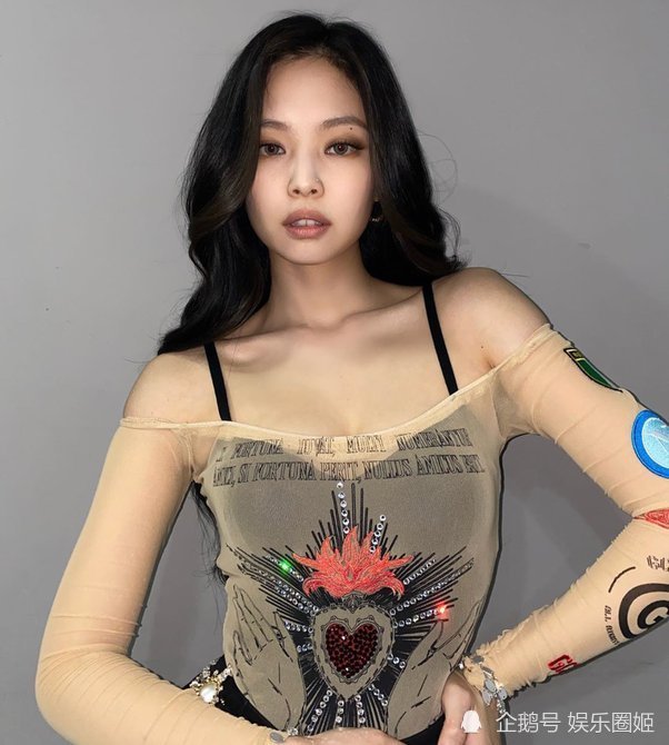 jennie blackpink 真整容了吗?