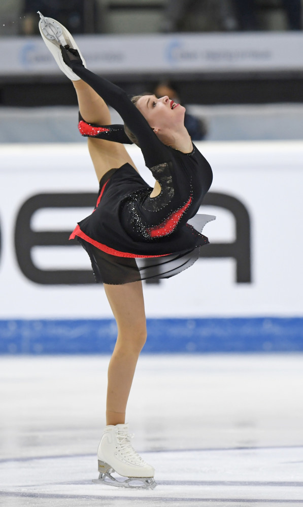 (体育)花样滑冰——大奖赛意大利站:女子单人滑比赛赛况
