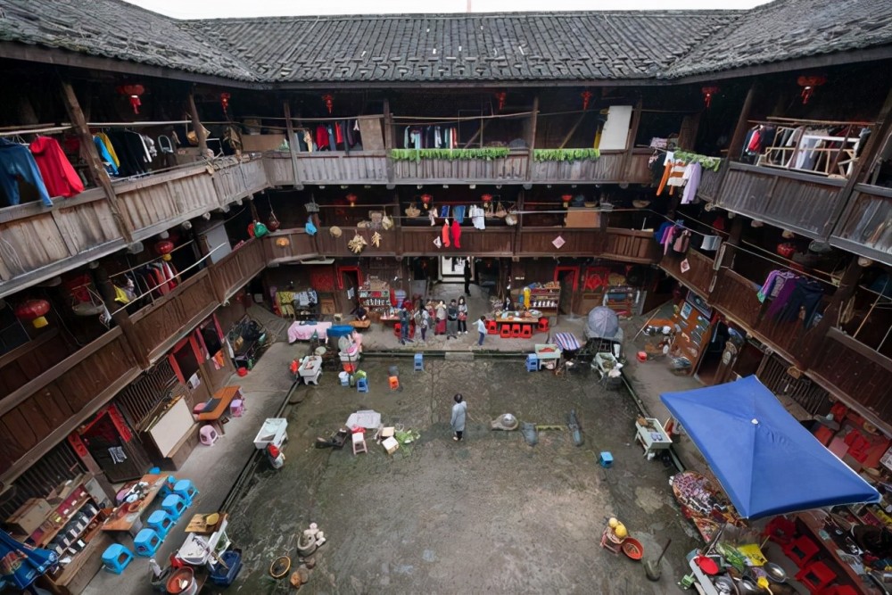 田螺坑的"四菜一汤"之所以被称为福建客家土楼群的典范,很重要的一点