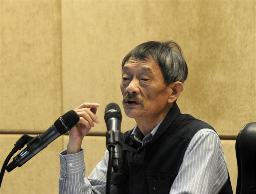 人称北大扫地僧形象被人嫌弃能力却被全网封神