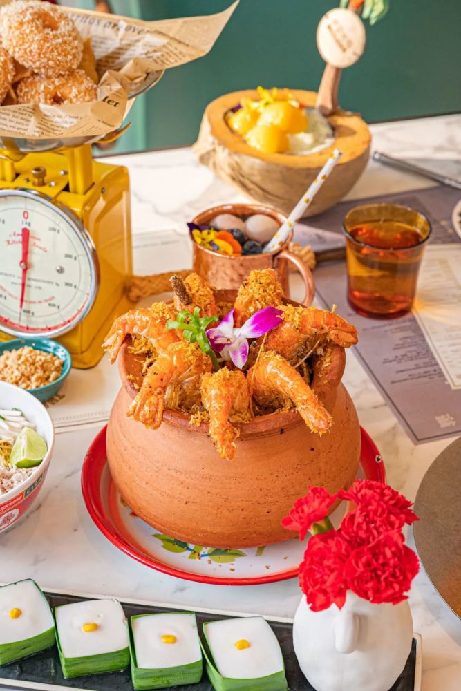 还是到烹饪调味摆盘,都有着浓浓的泰式风情