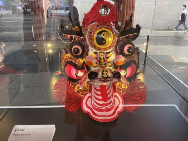 香港"麒麟""狮头"首次亮相进博会,香港政府在为恢复"通关"积极创造