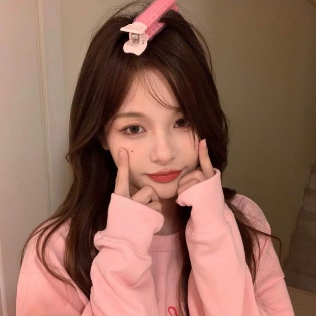 粉色系女头 没有期待的日子 反而顺顺利利