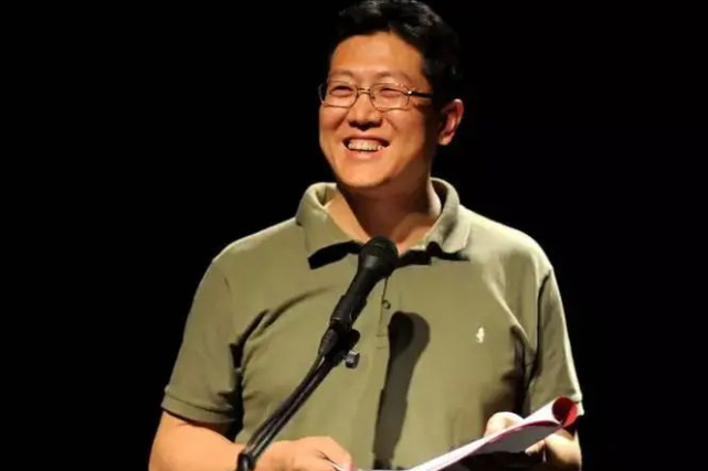 诗人侯马回应匈鸡拜年争议灵感来源于匈字