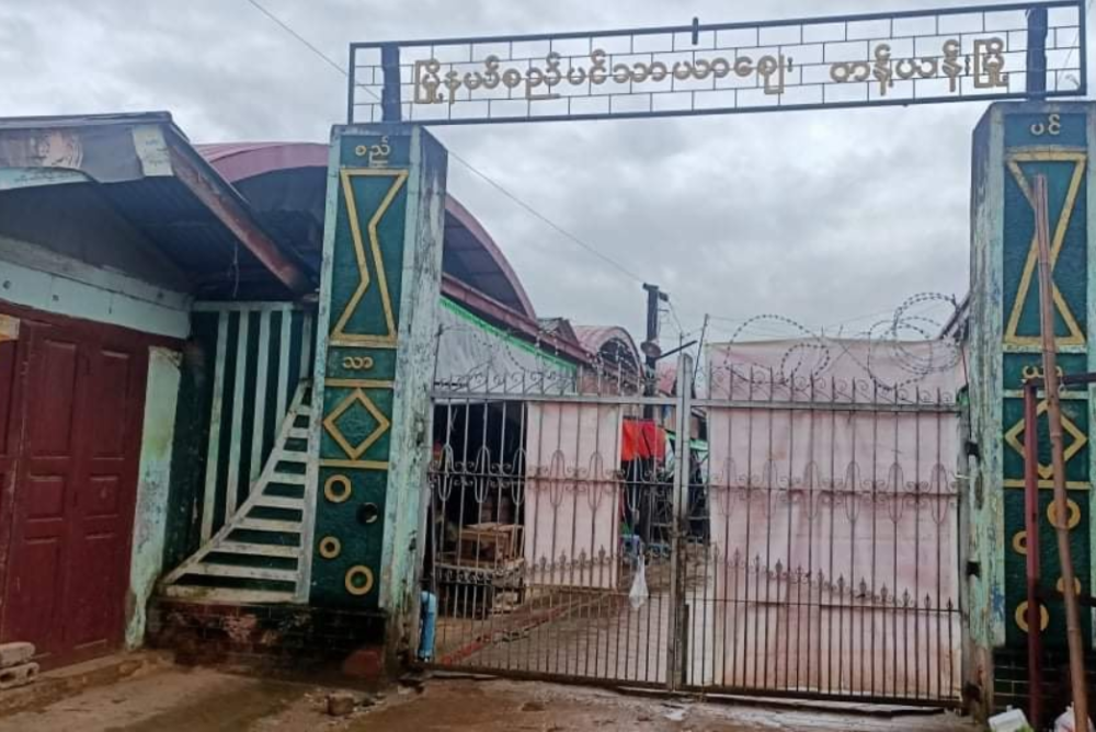 缅甸当阳镇学校恢复上课,但是市场,店铺被要求关闭2周_腾讯新闻
