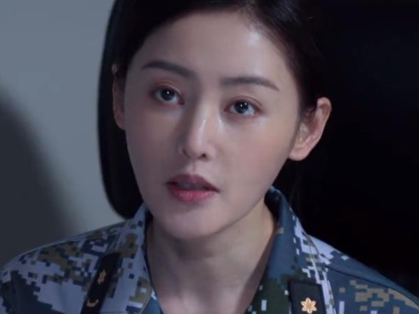 《和平之舟》三大女神,全部淡妆但依然很美,张天爱演技有进步_腾讯