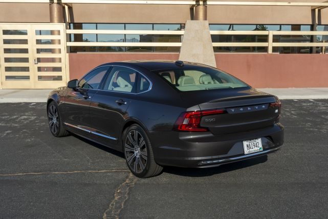 2021款沃尔沃s90 t8 上海开启直售新篇章