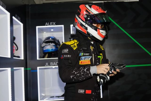 gtssc上海收官战排位赛吕威雨中斩获最速