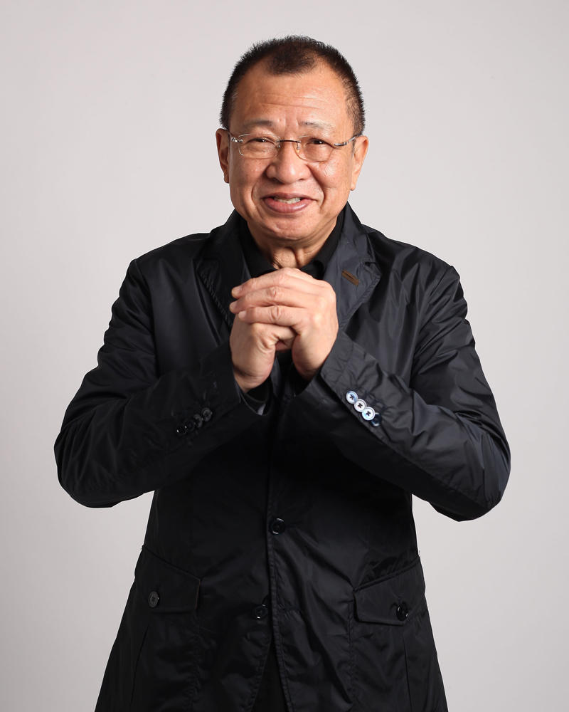 身家丰厚73岁tvb实力戏骨许绍雄豪宅曝光泳池不输五星级酒店