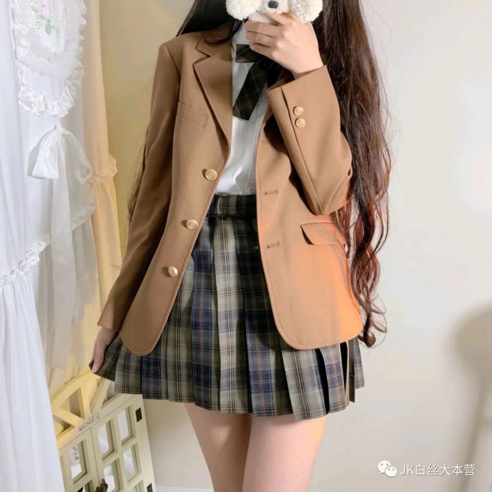 jk制服|秋天巧克力色系搭配励日系校供感-套来自:东京岁时记jk_腾讯