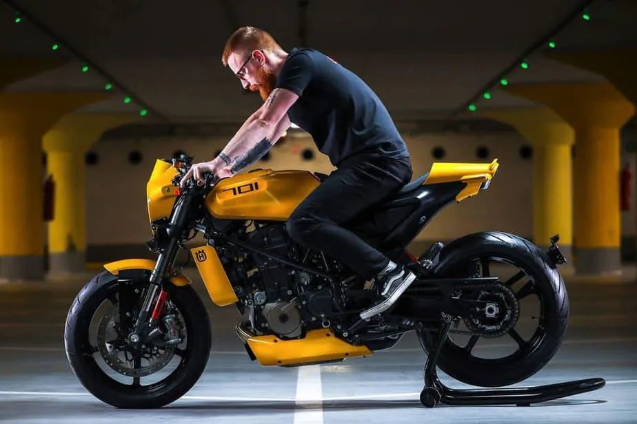 白箭变黄箭vitpilen701caferacer