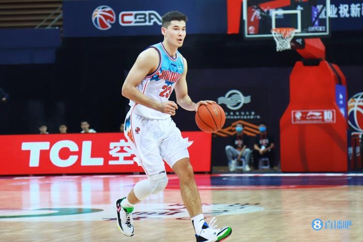 cba 无奈空砍！阿不都14中8砍下26分9板1助1断 三分4投3中