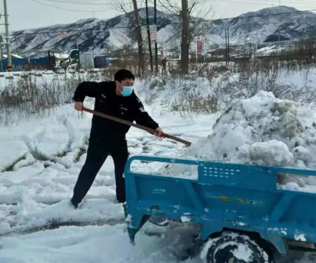 淶源立冬初雪!景中美警