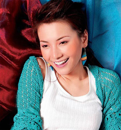 曾被称为京城头牌野模27岁才转型当演员老公还比她大了22岁