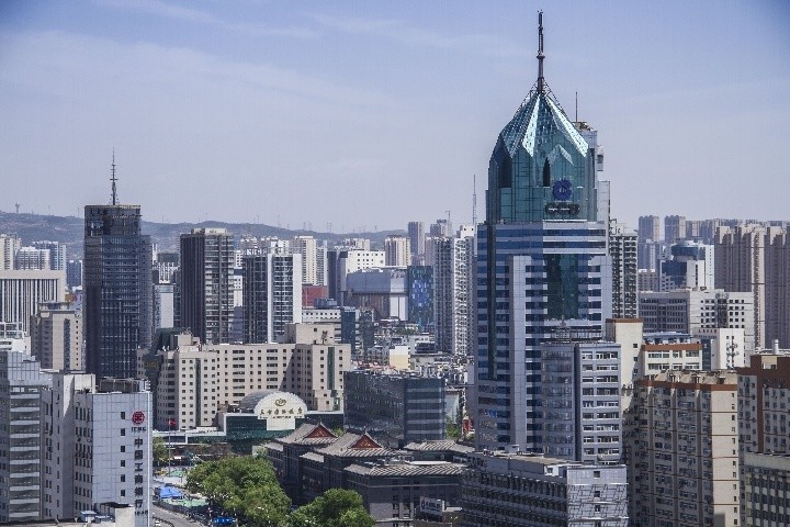 中國第二節,是太原市的標誌性,交通性,景觀性,生活性主幹道