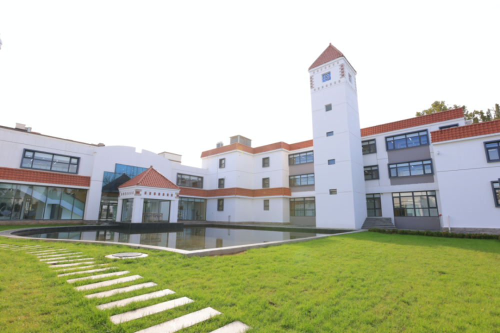 可以说北京赫德既有公立名校扎实的学术功底,又有国际学校开放的思维