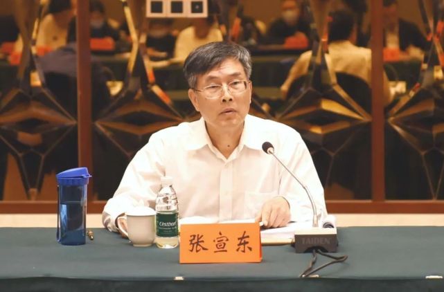 图为督导组组长张宣东 版权归属原作者督导组强调,要充分认清全国扫黑