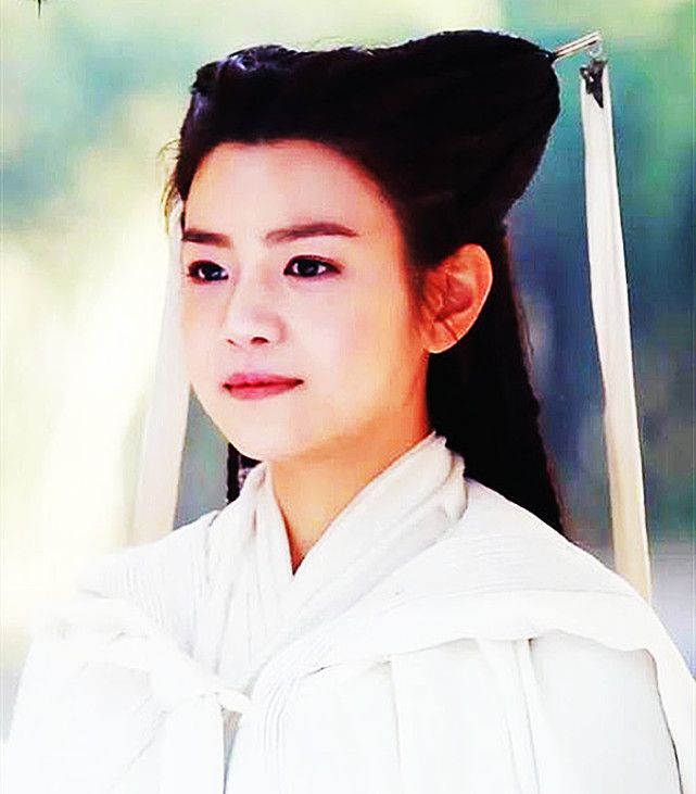 "姑姑"被叫了20多年关之琳,92年电影版《九二神雕侠侣之痴心情长剑》