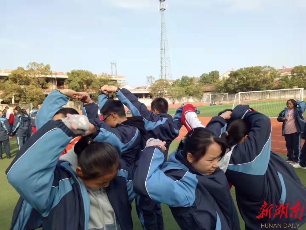 临澧四中心理健康教育中心架起心的桥梁家校共育进行时