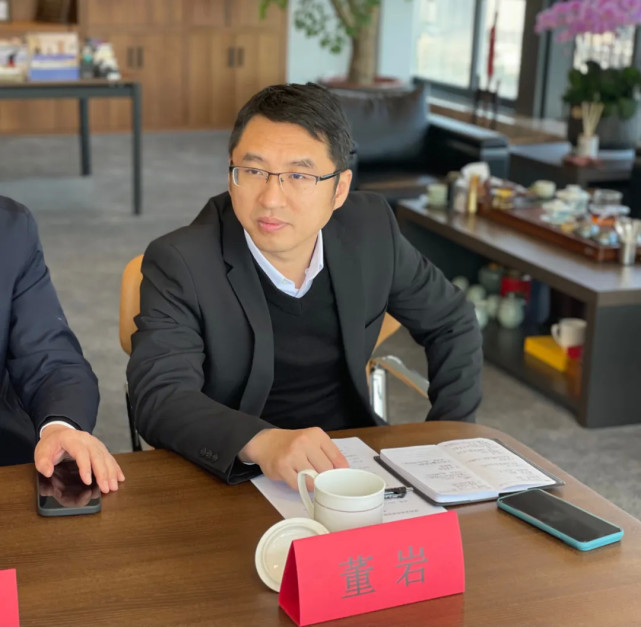 陕西省委统战部副部长,省工商联党组书记吴铁一行莅临