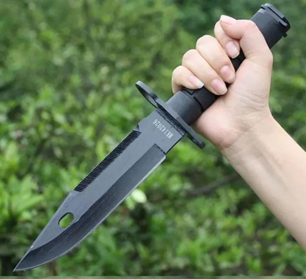 现代作战中军人标配的冷兵器有哪些?_腾讯新闻