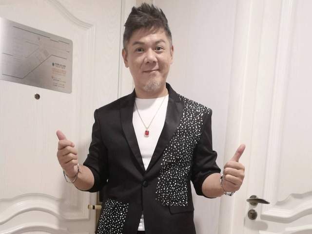 那个勇于跳出舒适圈的自己,当然最应该感谢的还是刘家豪和梅小青夫妇