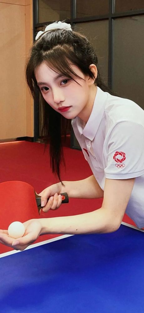 路怡 高清壁纸 赶快来拿_腾讯新闻