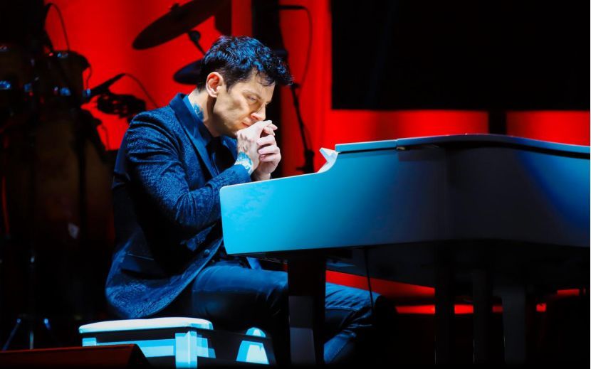 时光如白驹过隙,转瞬间,距离上一次马克西姆来中国巡演已经过去了700