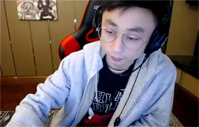 水晶哥谈圣枪哥八年熬过来确实不容易