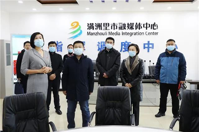 【中国记者节】马强到市融媒体中心慰问新闻工作者并