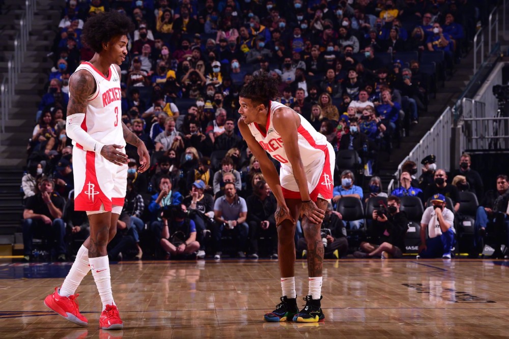 nba NBA-全场4分1篮板，仅5次出手！火箭新核心态失衡，大合同真没戏