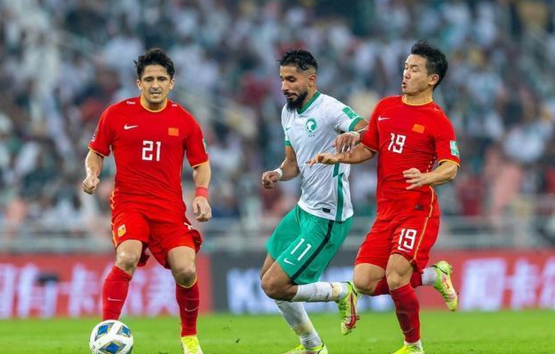 国足 中超中甲都这样了！陈戌源还在等国足世界杯？恒大4亿还未解决