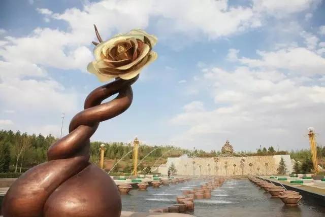 来了这里是康巴什丨中心公园