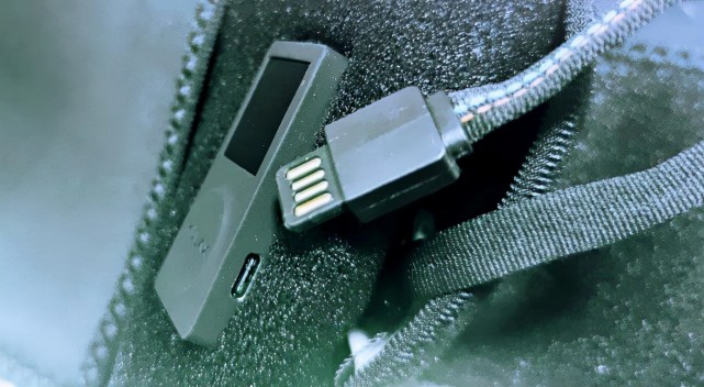 酷轻松智能暖腰带，在寒冷的冬天给你温暖