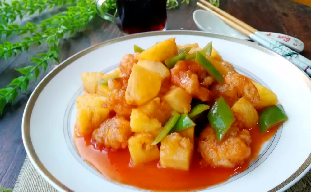菠萝虾酸甜开胃清香味美