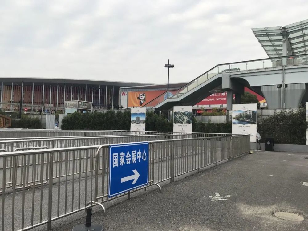 意味着再也不要绕行二三百米,可直接走向步廊,前往国家会展中心