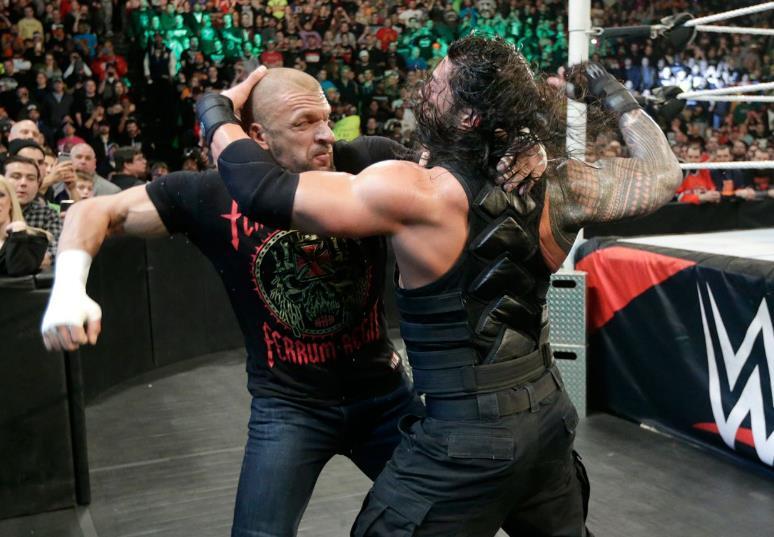 wwe擂台上真打事件屡禁不止,都是表演的同事,能有什么深仇大恨