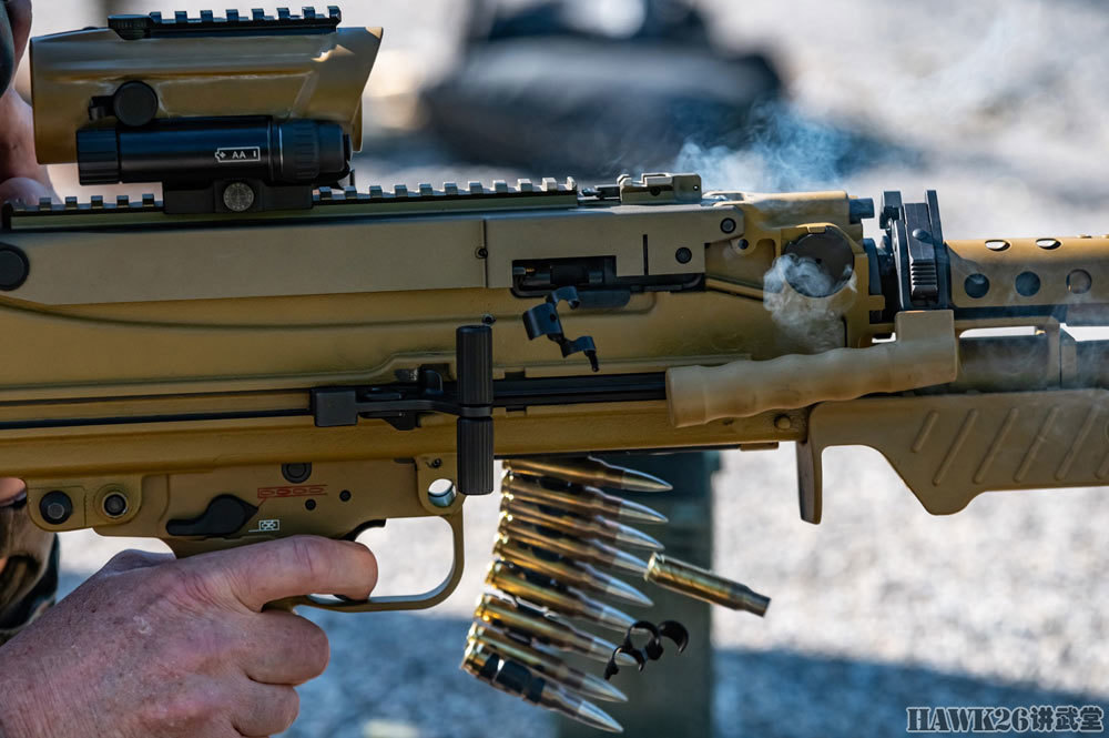 德国预备役军人mg5机枪实弹训练展现出色性能意大利老兵占便宜