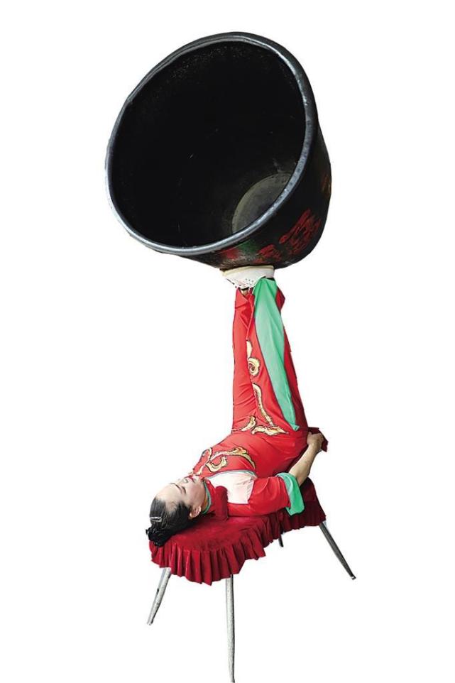 作为省级非遗吴桥杂技蹬大缸