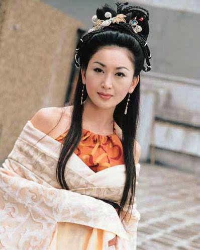 为什么聊斋志异里的狐狸精总是喜欢一贫如洗屡试不中的书生