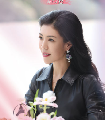 从普通家庭逆袭当上总裁,资源耗尽后的苏芒,现在如何了?_腾讯新闻