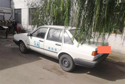 原来"教练车"和"考试车"这么大区别!网友:怪不得自己总挂科