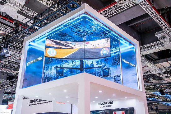 三星显示器亮相第四届进博会 科技赋能产品一起预见未来