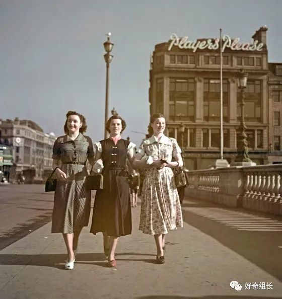 二战后的英国高清彩色老照片图集