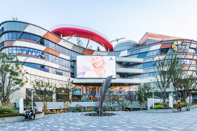 南翔印象城mega荣获纯购物中心体 leed 铂金级认证!