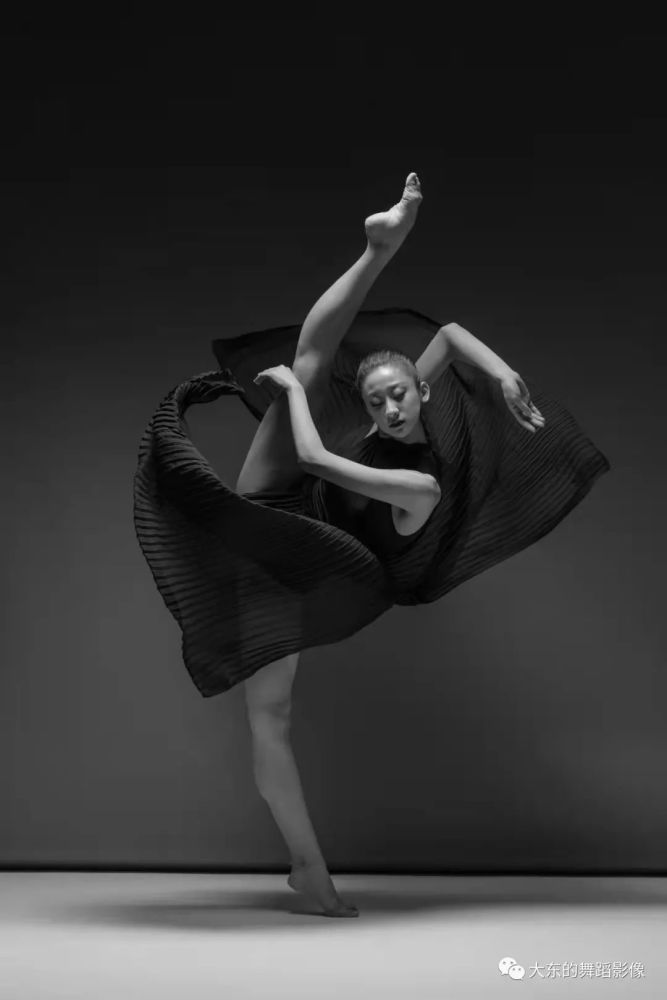 没想到吧,舞蹈史诗《黄河》将由"腿神"李祎然领衔!