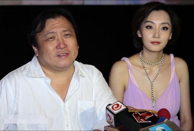 签约王晶后,刘洋也演了不少香港电影,像《美女食神》《撕票风云》