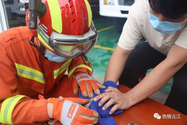 警鈴響起這就是消防指戰員出警的日常……營區又歸於了一片平靜隨著出