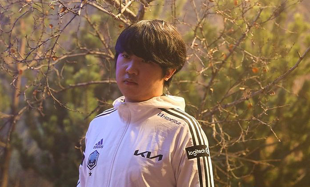 "khan"定律太可怕?网友调侃:edg这次夺冠,撼子哥起码1/3功劳