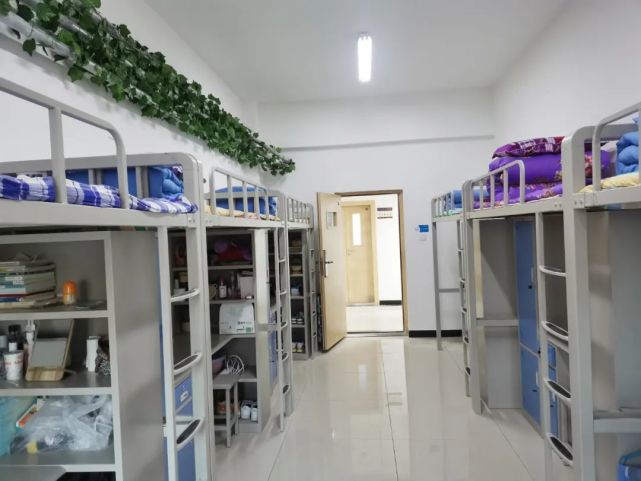 博乐边合区智能制造产业学院为产业发展提供人才支持